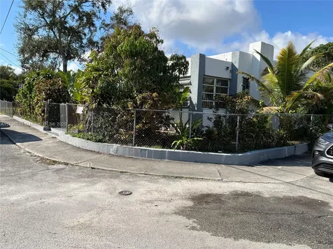 6730 NE Miami Place Miami FL 33138