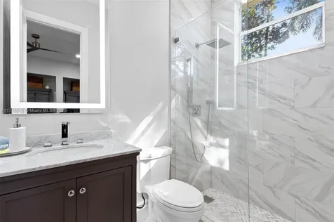 3350 W Stonebrook Circle Davie FL 33330