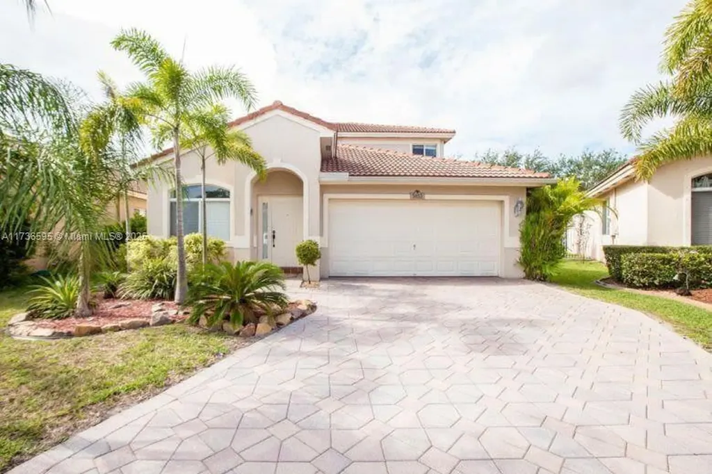 5053 Woodfield Way Coconut Creek FL 33073