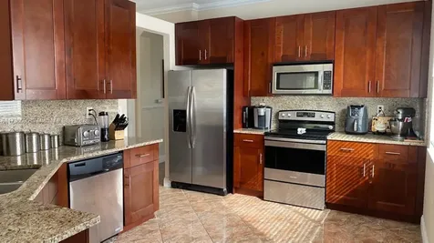5053 Woodfield Way Coconut Creek FL 33073