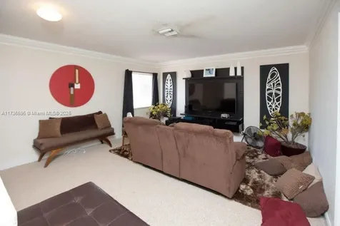 5053 Woodfield Way Coconut Creek FL 33073
