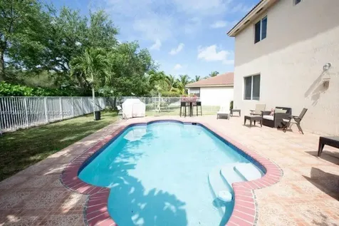 5053 Woodfield Way Coconut Creek FL 33073