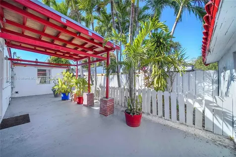 5440 SW 99th Avenue Miami FL 33165