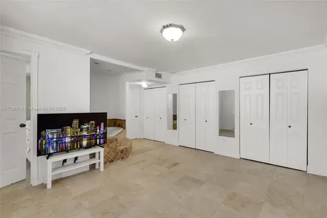 6801 Indian Creek Drive Miami Beach FL 33141