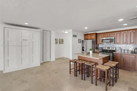 6801 Indian Creek Drive Miami Beach FL 33141