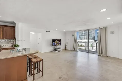 6801 Indian Creek Drive Miami Beach FL 33141