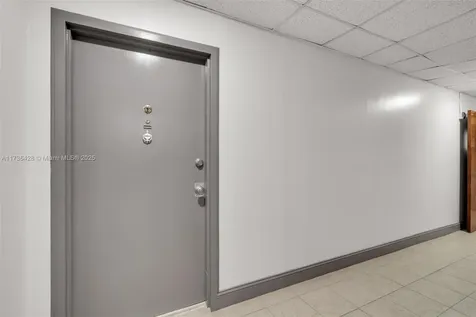 6801 Indian Creek Drive Miami Beach FL 33141