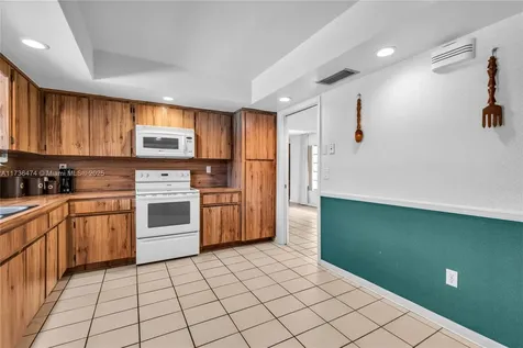 12001 NW 14th Court Pembroke Pines FL 33026