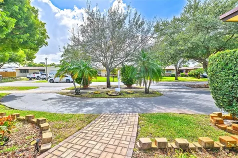 12001 NW 14th Court Pembroke Pines FL 33026