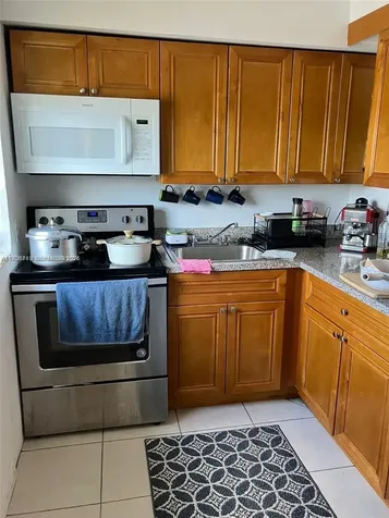 383 E 4th Avenue Hialeah FL 33010