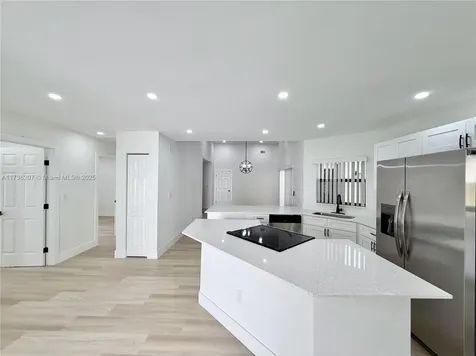420 SW 88th Court Miami FL 33174