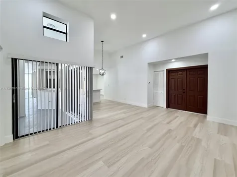 420 SW 88th Court Miami FL 33174