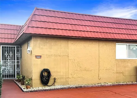 4220 W 18th Court Hialeah FL 33012
