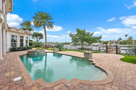 19081 SE Reach Island Lane Jupiter FL 33458