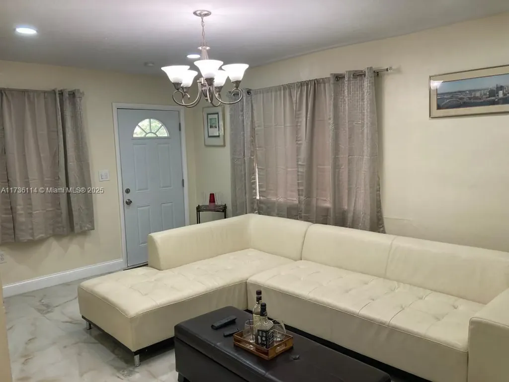 457 NE 140th Street North Miami FL 33161
