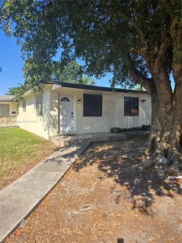 457 NE 140th Street North Miami FL 33161