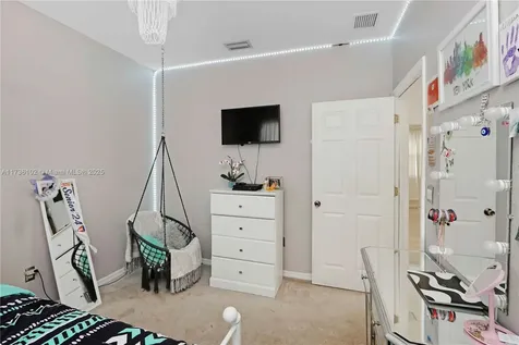 1880 SE 15th Street Homestead FL 33035
