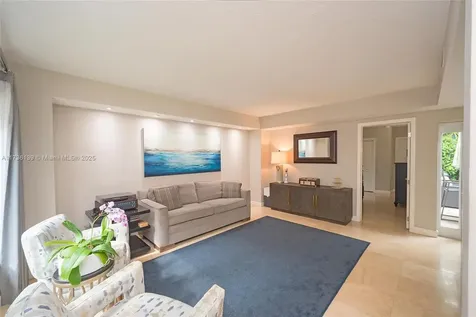 423 Alhambra Circle Coral Gables FL 33134