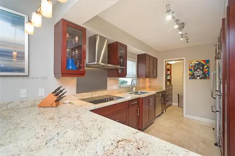423 Alhambra Circle Coral Gables FL 33134