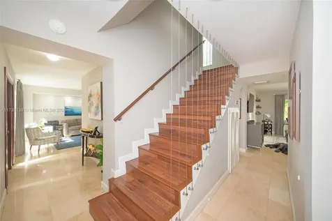423 Alhambra Circle Coral Gables FL 33134