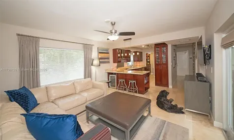 423 Alhambra Circle Coral Gables FL 33134