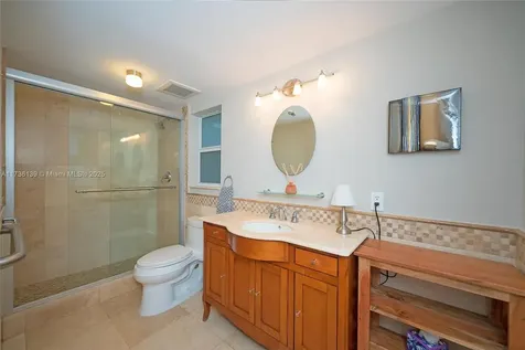423 Alhambra Circle Coral Gables FL 33134