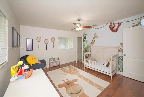 423 Alhambra Circle Coral Gables FL 33134