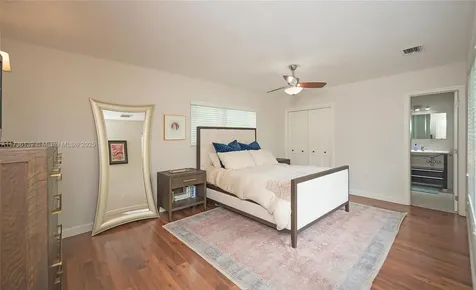 423 Alhambra Circle Coral Gables FL 33134