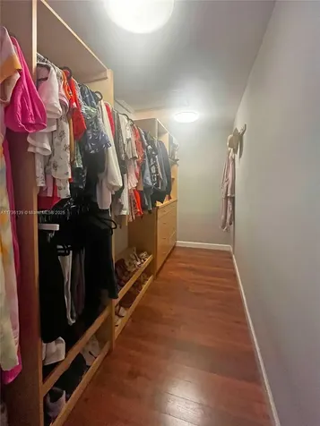 423 Alhambra Circle Coral Gables FL 33134