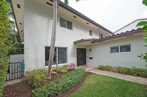423 Alhambra Circle Coral Gables FL 33134