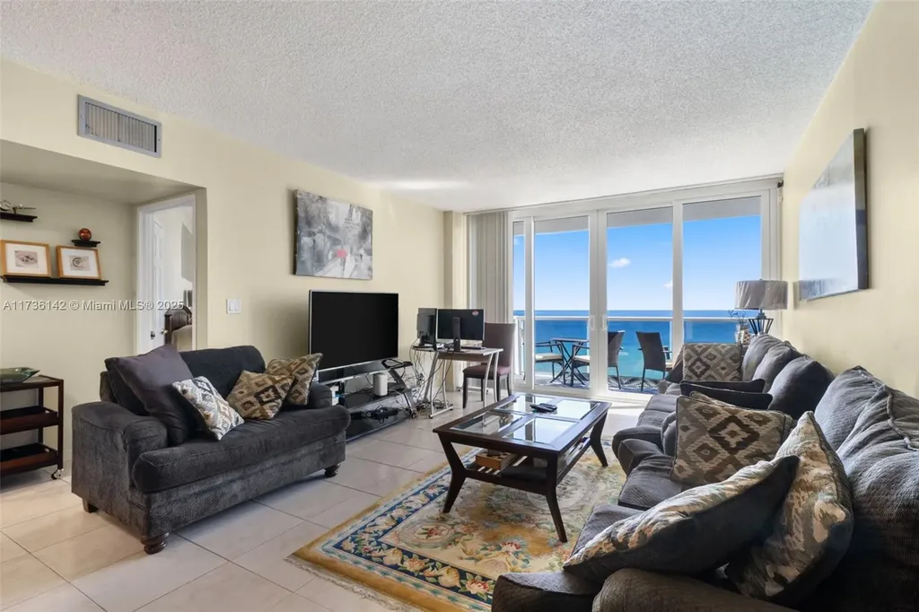 3725 S Ocean Drive Hollywood FL 33019