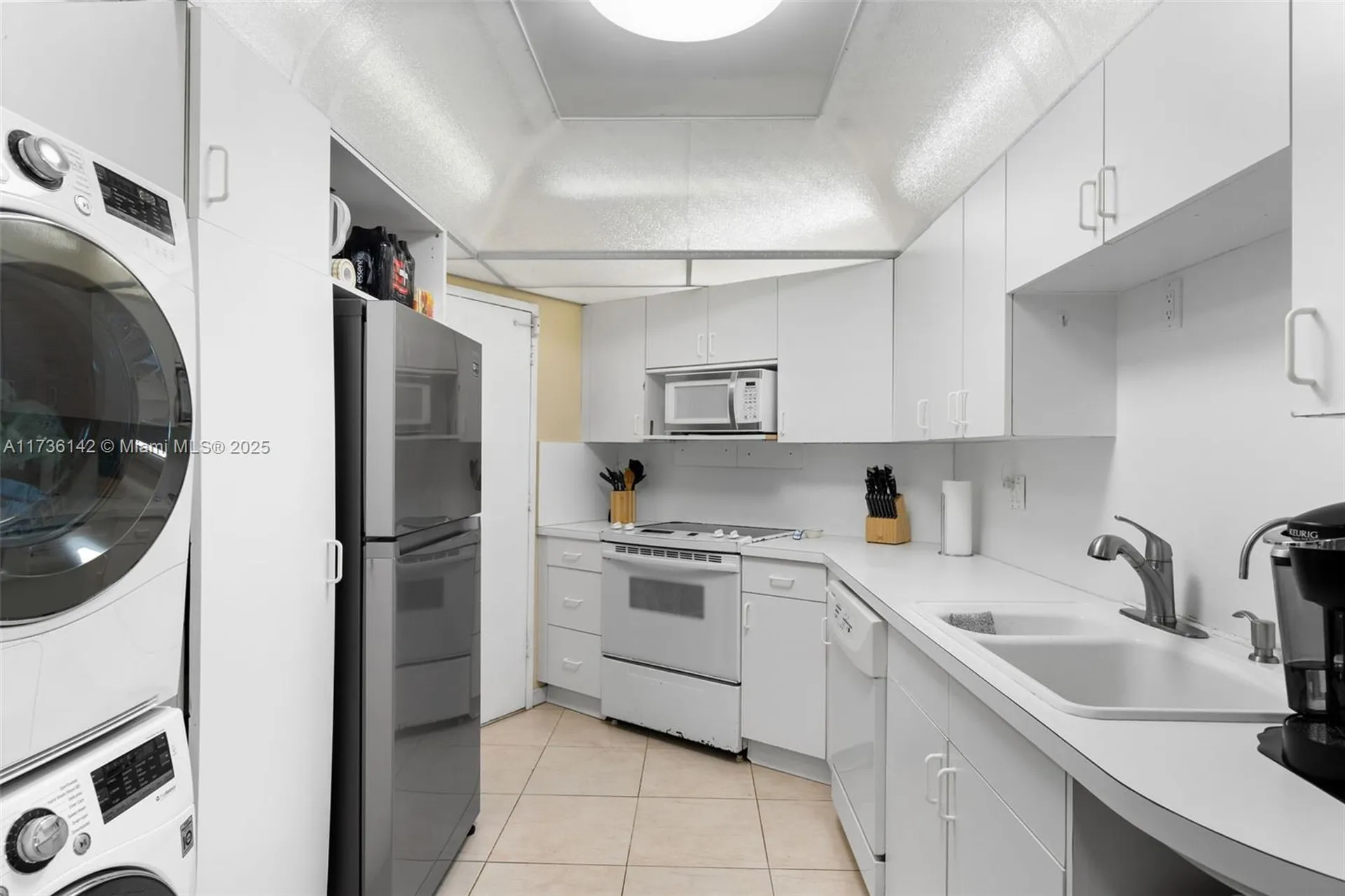 3725 S Ocean Drive Hollywood FL 33019