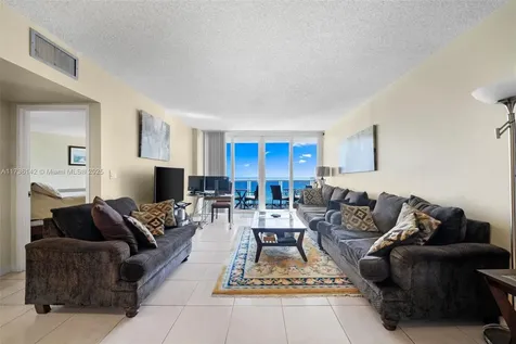 3725 S Ocean Drive Hollywood FL 33019