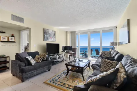 3725 S Ocean Drive Hollywood FL 33019