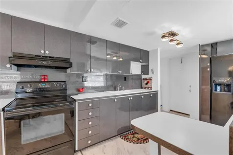 2230 NW 58th Street Miami FL 33142