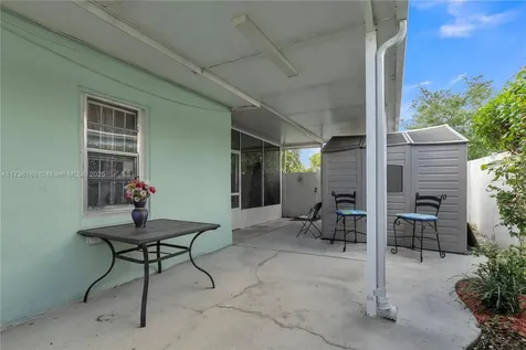 2230 NW 58th Street Miami FL 33142