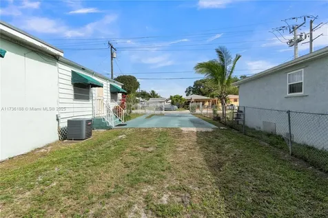 2230 NW 58th Street Miami FL 33142