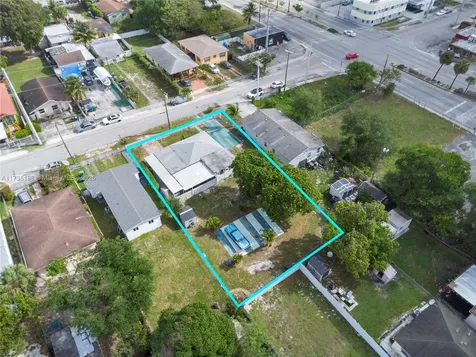 2230 NW 58th Street Miami FL 33142