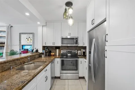 3505 S Ocean Drive Hollywood FL 33019
