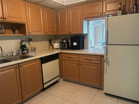 300 Diplomat Parkway Hallandale Beach FL 33009