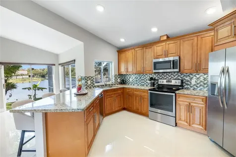 1280 SW 103rd Avenue Pembroke Pines FL 33025