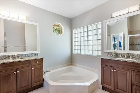 1280 SW 103rd Avenue Pembroke Pines FL 33025
