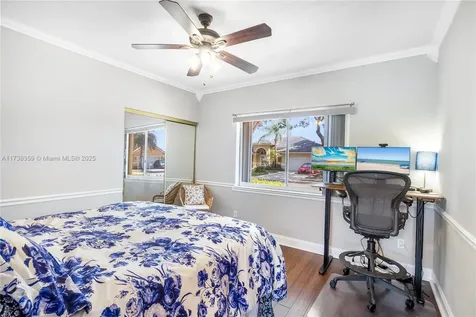 1280 SW 103rd Avenue Pembroke Pines FL 33025