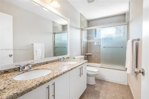 1280 SW 103rd Avenue Pembroke Pines FL 33025