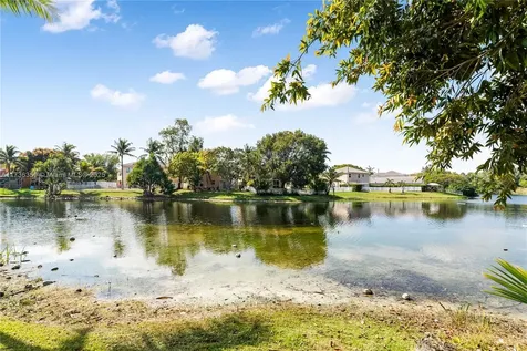 1280 SW 103rd Avenue Pembroke Pines FL 33025