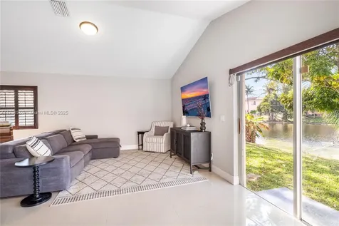 1280 SW 103rd Avenue Pembroke Pines FL 33025