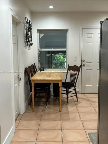 121 W 42nd Street Hialeah FL 33012