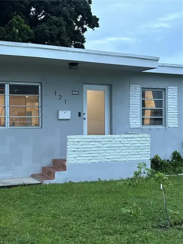 121 W 42nd Street Hialeah FL 33012