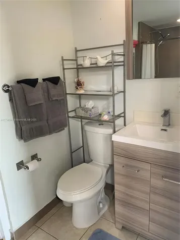 121 W 42nd Street Hialeah FL 33012