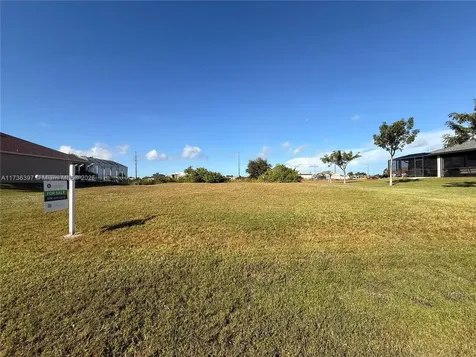 420 NW 23rd Avenue Cape Coral FL 33993